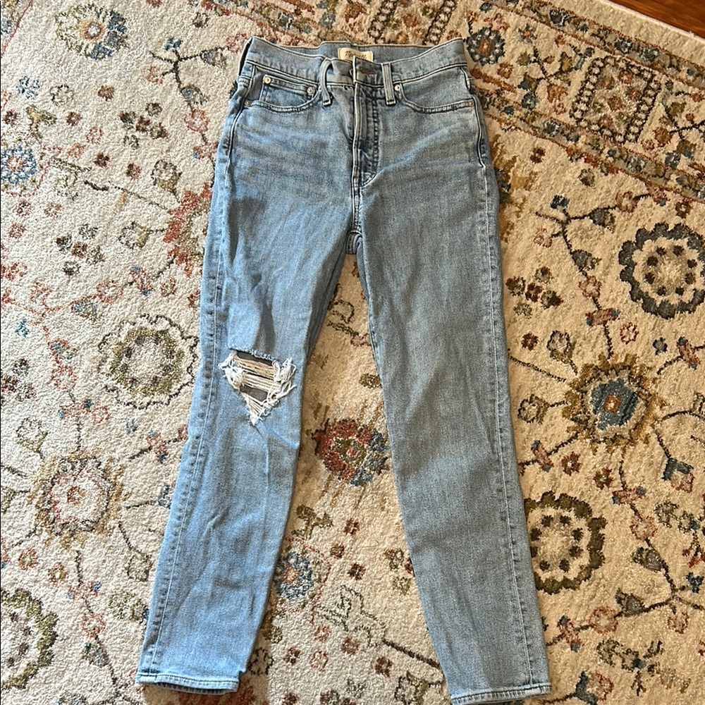 Madewell Blue Straight Leg Jeans with Casual Distressed Style